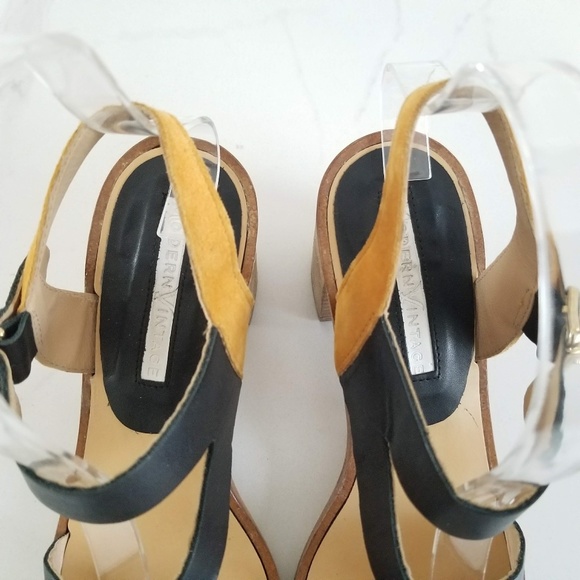 MODERN VINTAGE Open Toe Sandals Black Tan Heels 6 - Picture 8 of 12